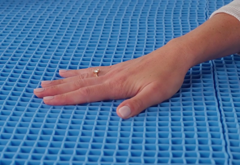 Pocit beztiaže pre prémiový oddych.