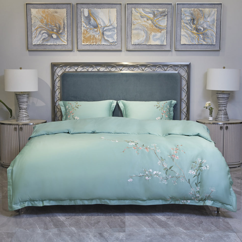 Bavlnená saténová PREMIUM vyšívaná posteľná bielizeň Aleasha