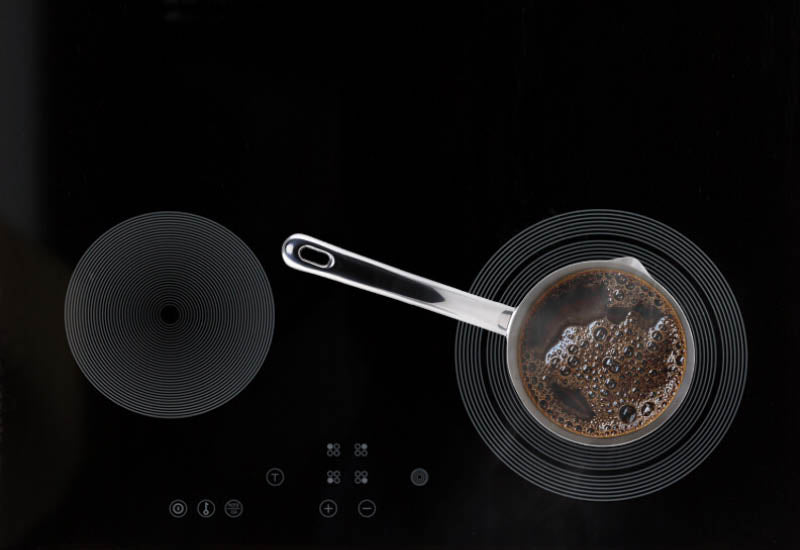 Vhodný na všetky varné dosky vrátane indukčnej.