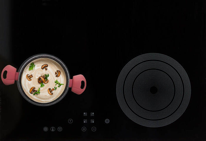 Vhodný na všetky varné dosky vrátane indukčných.