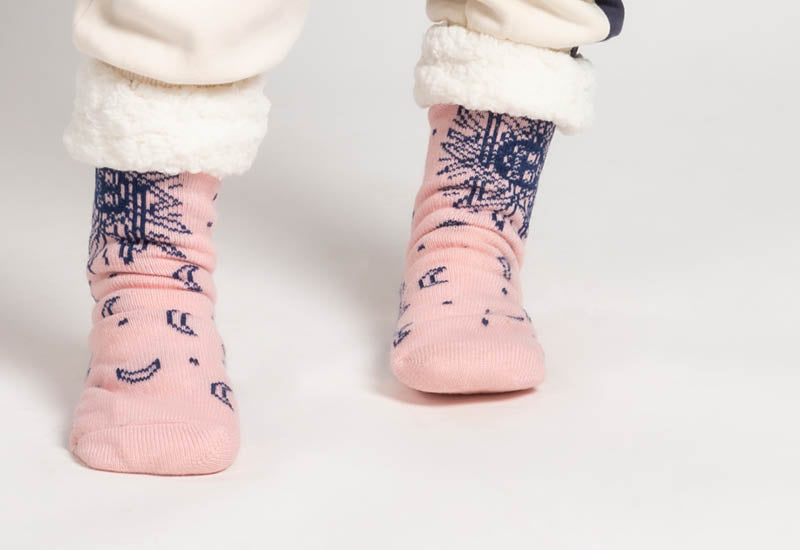 Darček: Ponožky v rovnakom vzore.