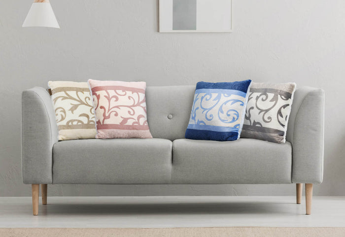 K dispozícii v rôznych farbách a vzoroch.